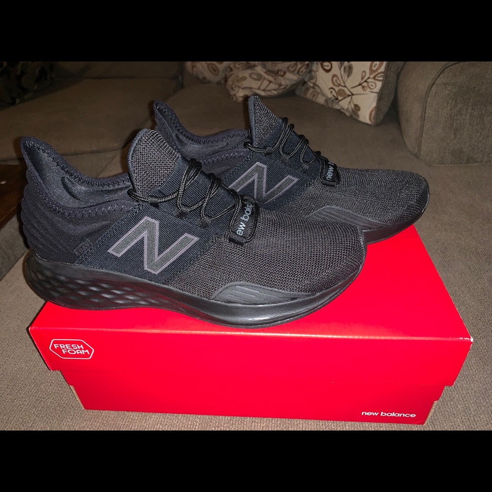 New Balance Fresh Foam Roav Mens Running Shoe